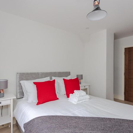 Spacious And Modern Apartment In Pimlico London Eksteriør billede