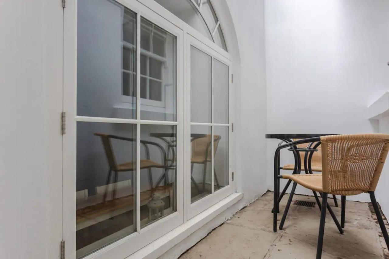 Spacious And Modern Apartment In Pimlico London Eksteriør billede