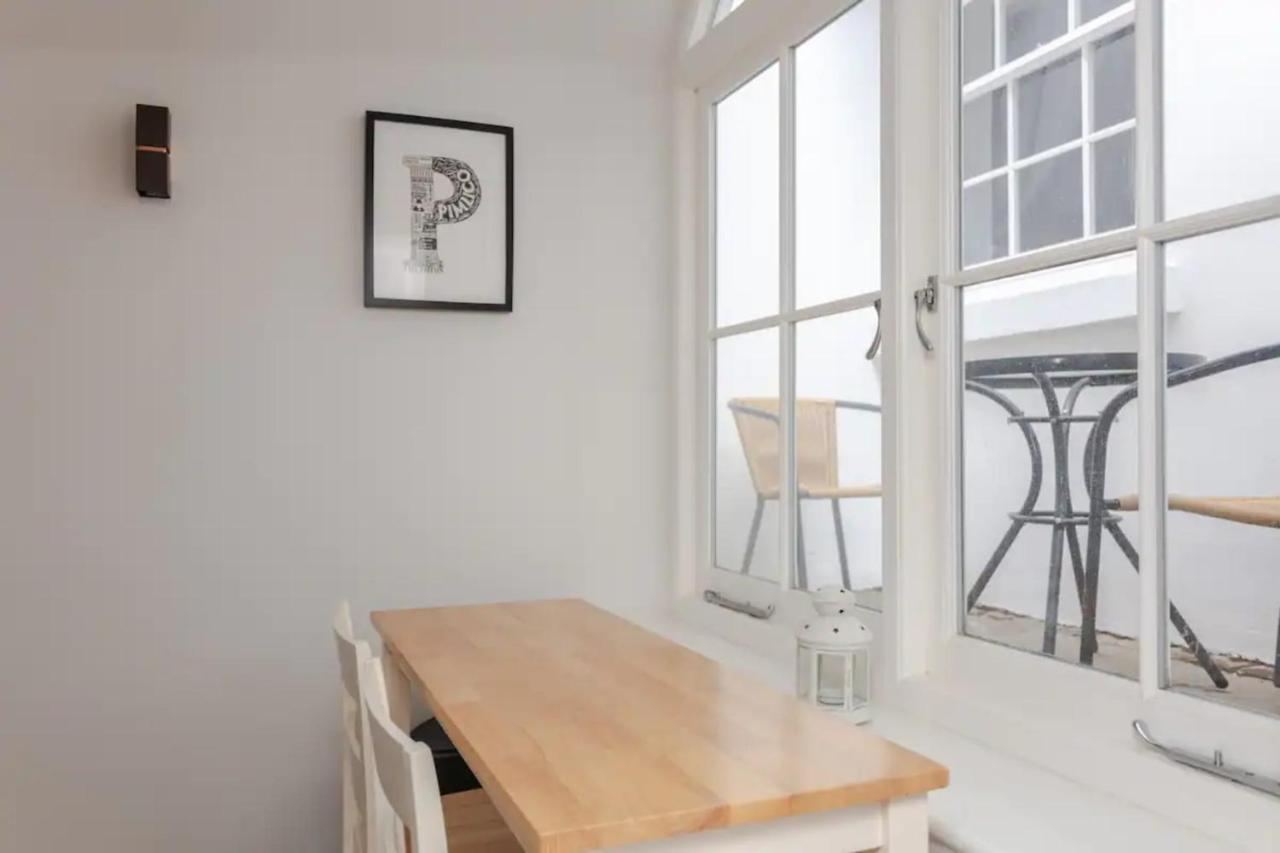 Spacious And Modern Apartment In Pimlico London Eksteriør billede