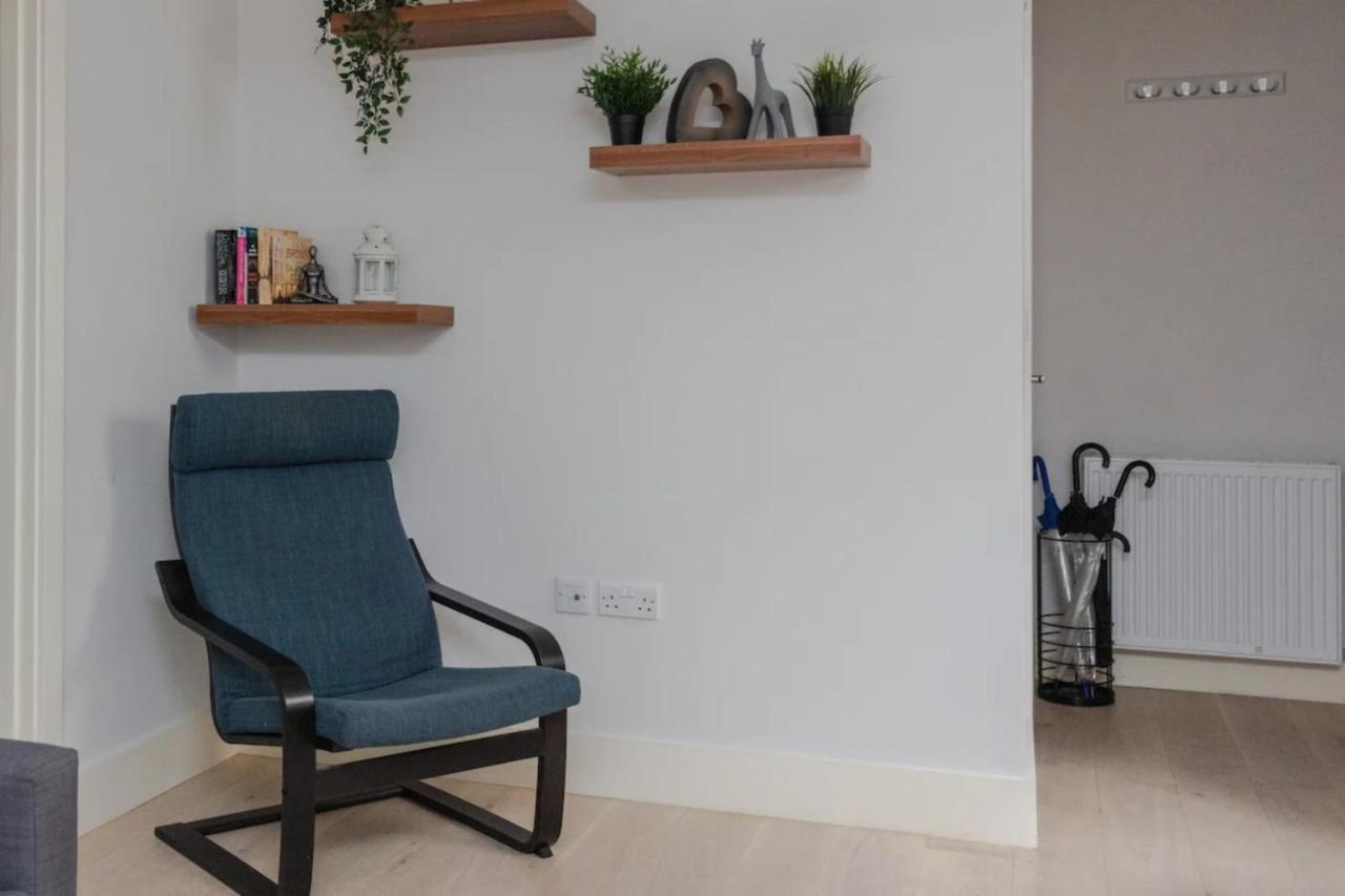 Spacious And Modern Apartment In Pimlico London Eksteriør billede