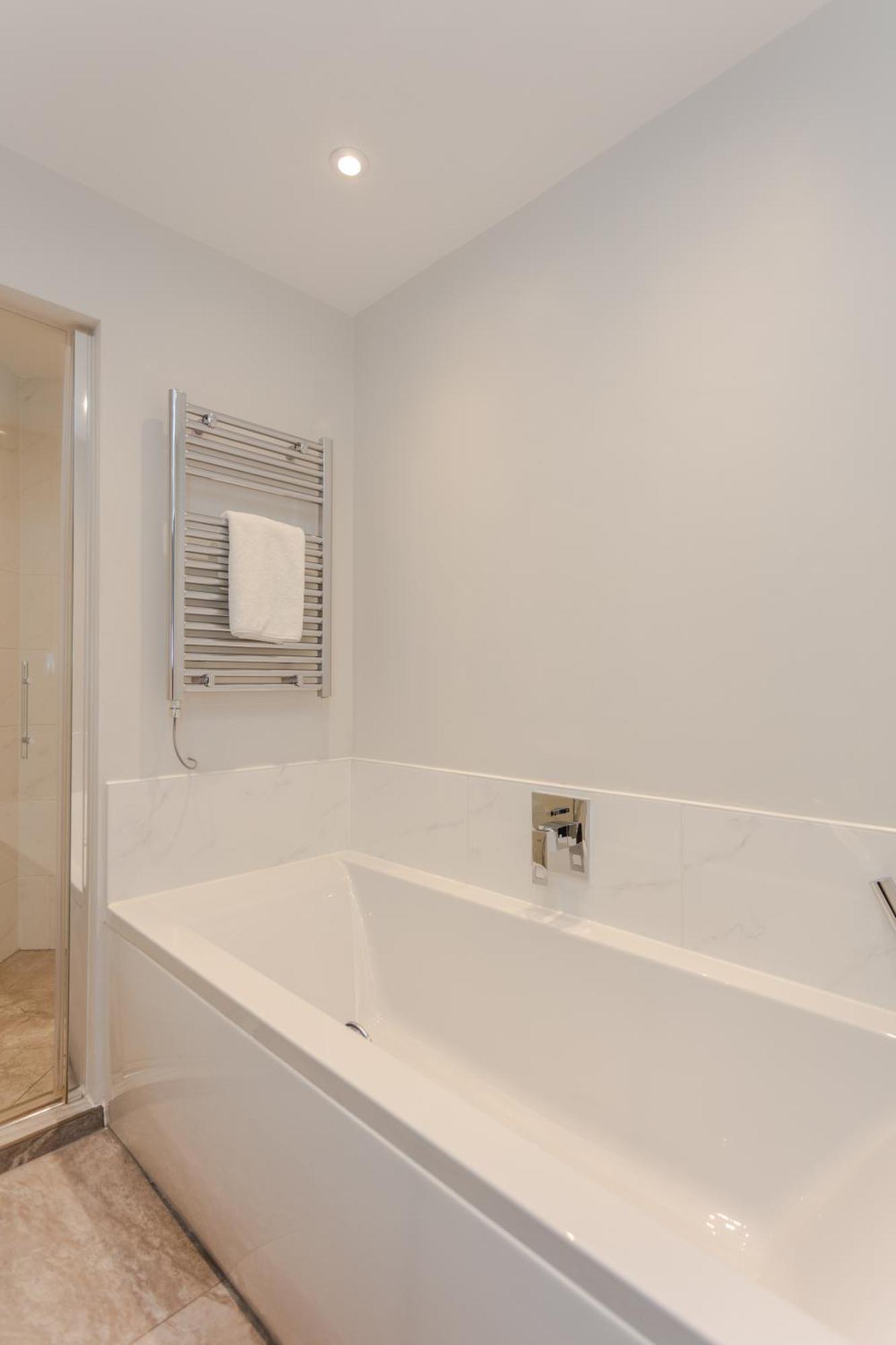 Spacious And Modern Apartment In Pimlico London Eksteriør billede