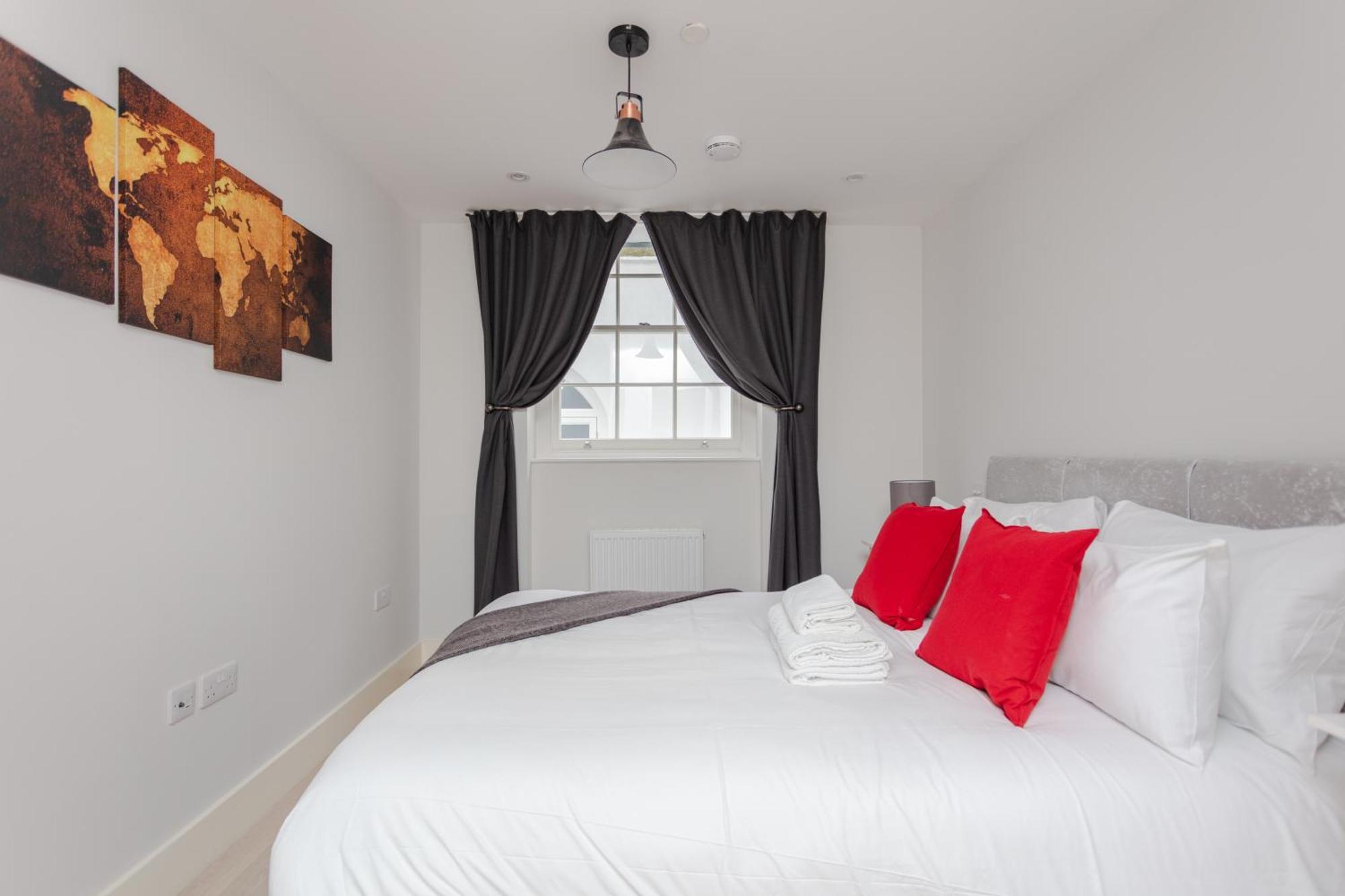 Spacious And Modern Apartment In Pimlico London Eksteriør billede